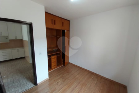 Casa à venda com 3 quartos em Vila Bossi, Louveira, SP