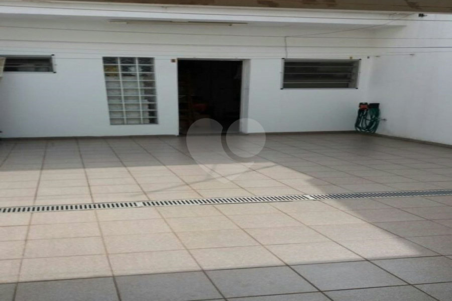 Casa à venda com 3 quartos, sendo 1 suíte,  no condomínio Alameda do Eucaliptos, São Paulo - SP