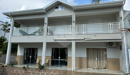 Chácara à venda com 4 quartos, sendo 3 suítes,  em Colinas de Indaiatuba, Indaiatuba, SP