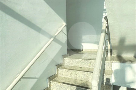 Prédio para alugar no Centro, Poá, SP