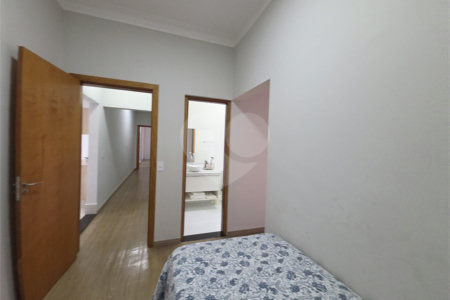 Casa à venda com 3 suítes no condomínio Village Ipanema I, Araçoiaba da Serra - SP
