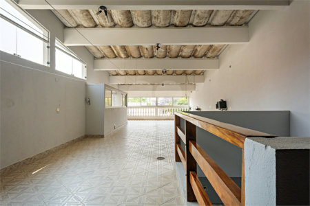 Sobrado à venda com 2 quartos, sendo 1 suíte, em Vila Guarani, São Paulo, SP