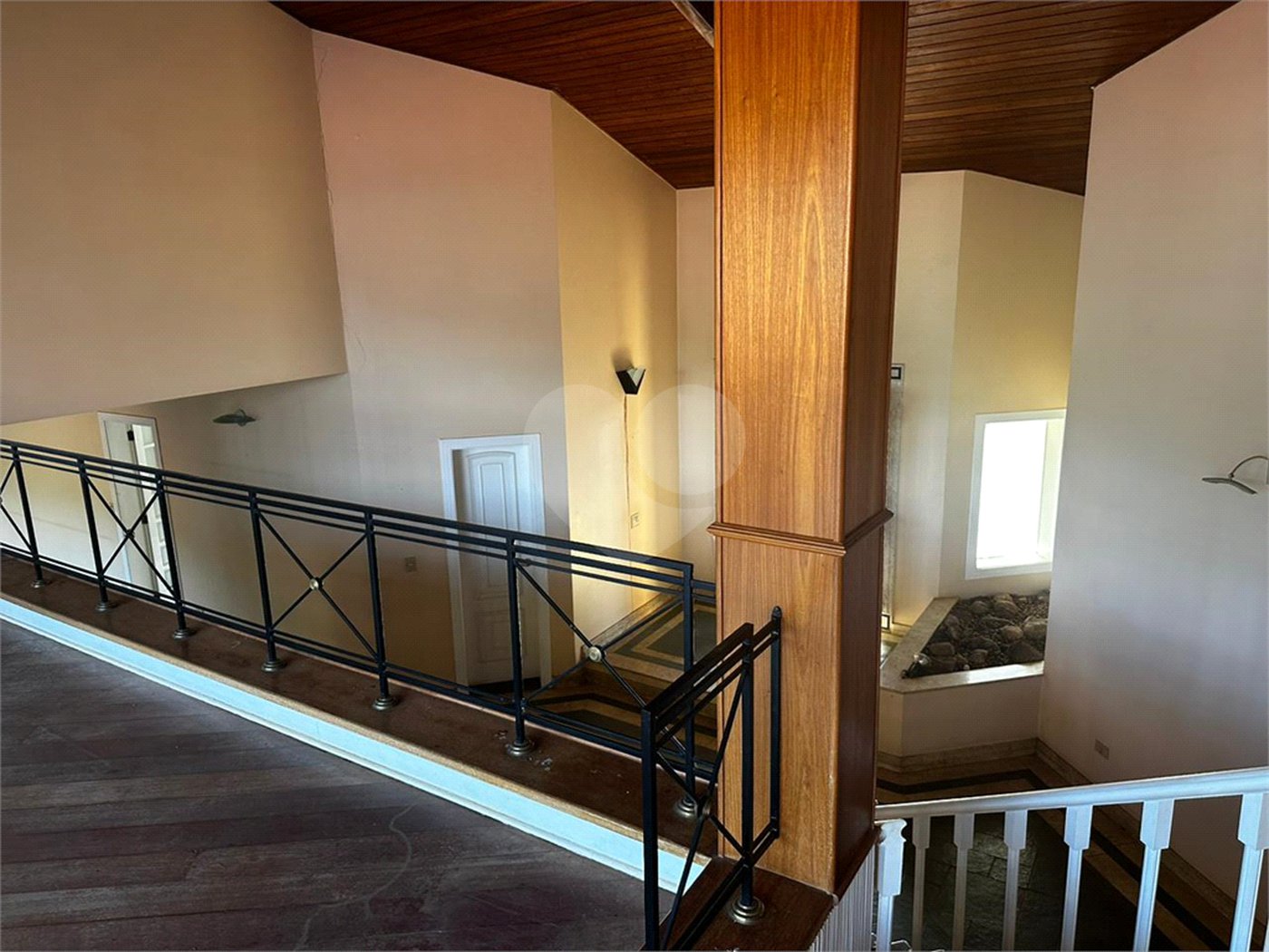 Casa à venda com 4 suítes em Vila Petrópolis, Atibaia, SP