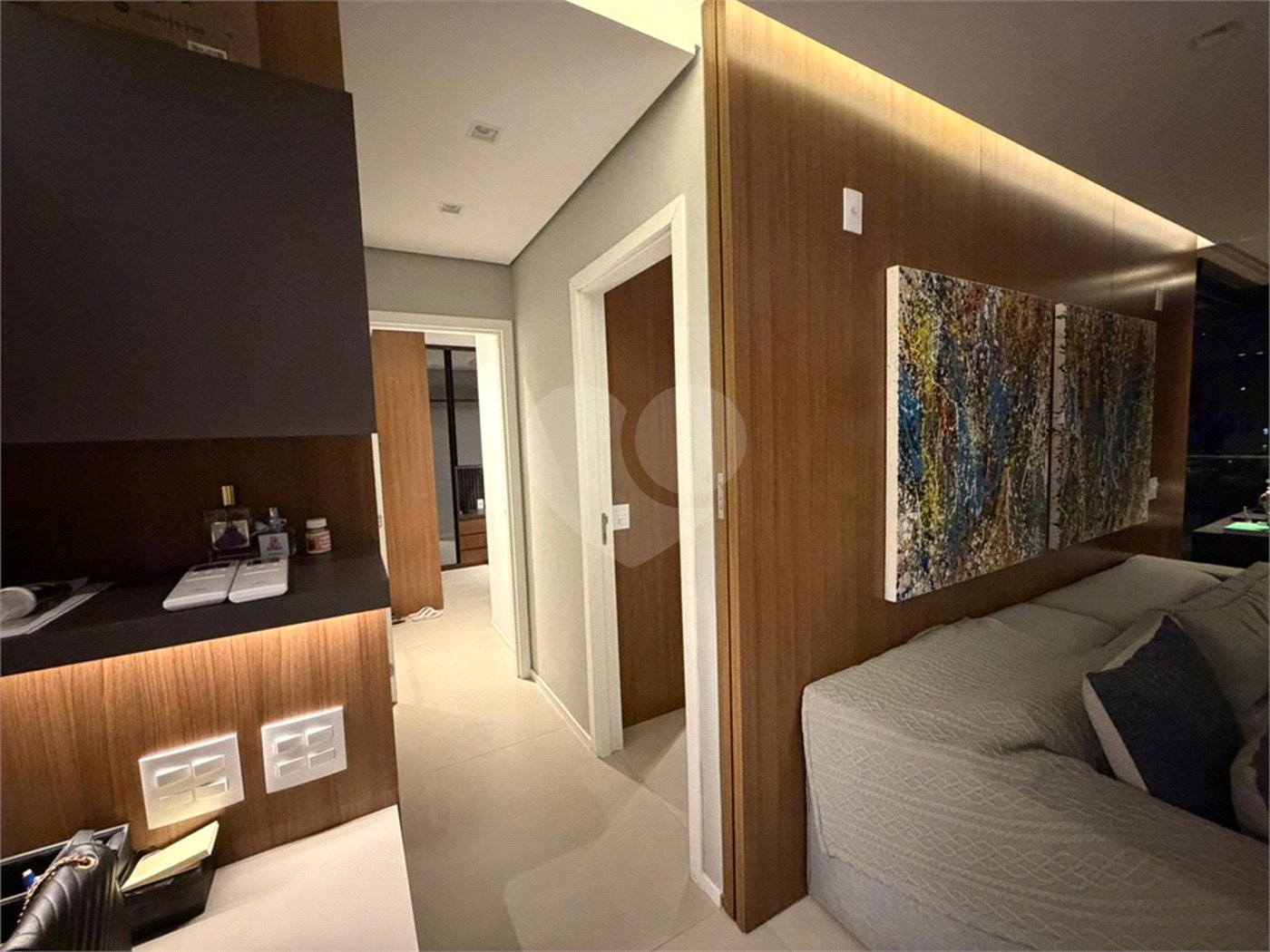 Apartamento à venda com 4 quartos, sendo 1 suíte, em Cerqueira César, São Paulo, SP