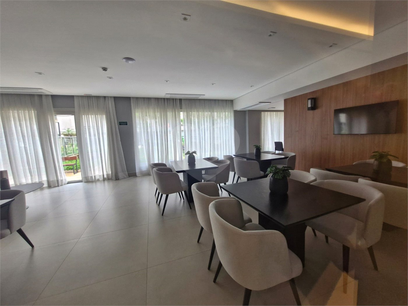 Apartamento à venda com 2 suítes em Santana, São Paulo, SP