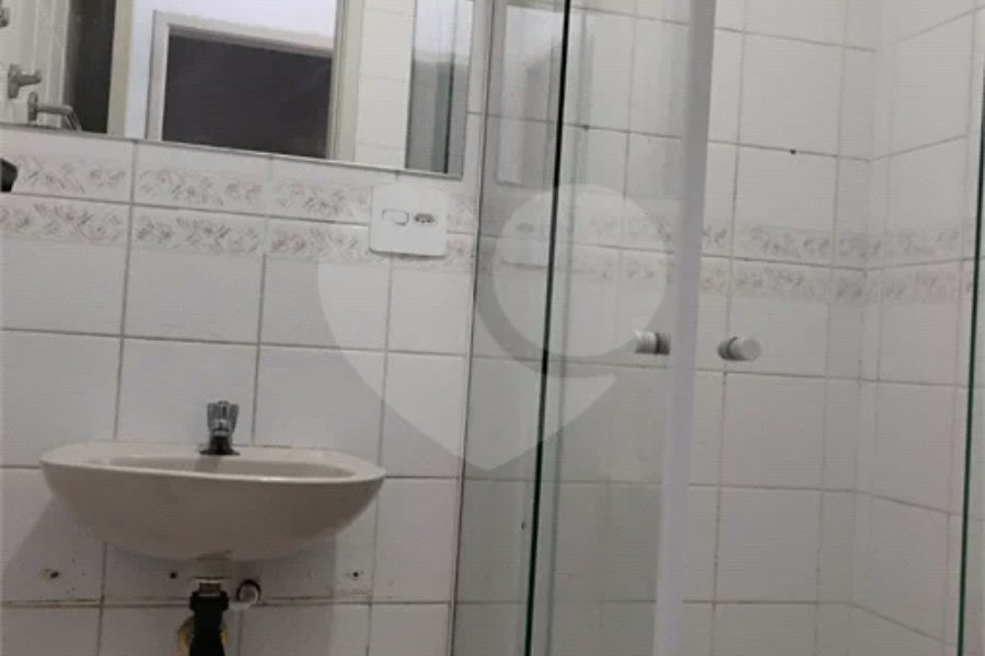 Apartamento 2 dormitórios no Jardim Prudência.