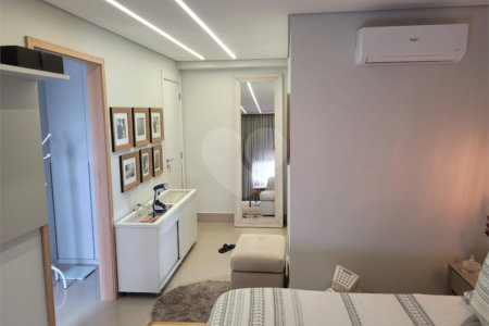 Apartamento à venda com 3 suítes em Vila Santa Catarina, São Paulo, SP