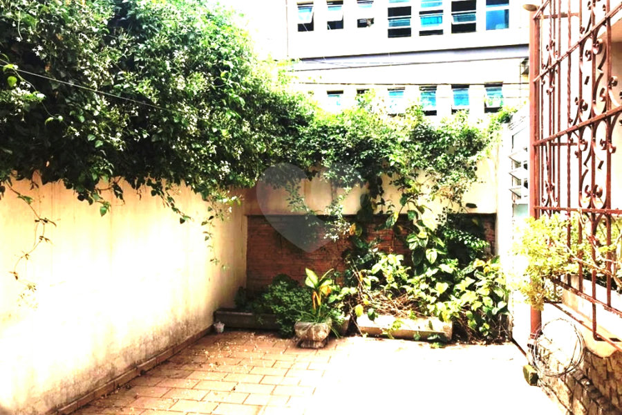 Sobrado à venda com 5 quartos, sendo 1 suíte, em Santana, São Paulo, SP