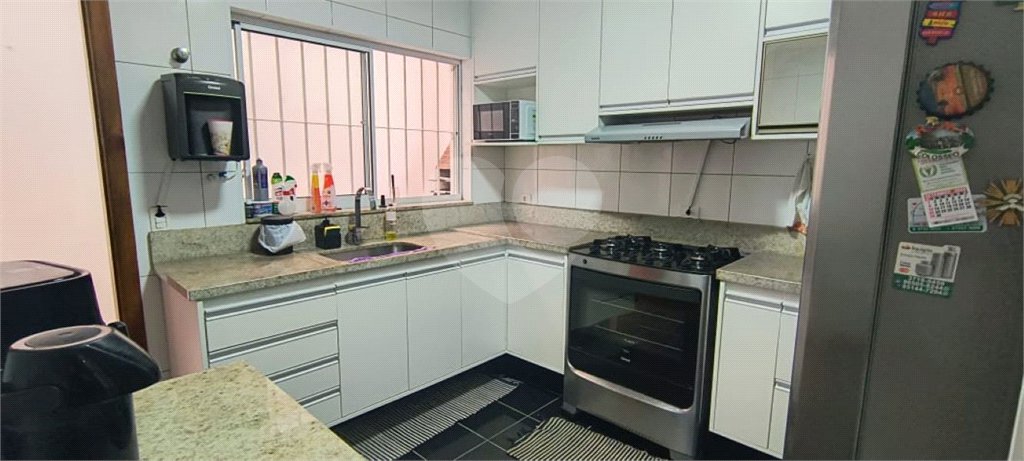 Sobrado à venda com 3 quartos, sendo 1 suíte, em Vila Butantã, São Paulo, SP