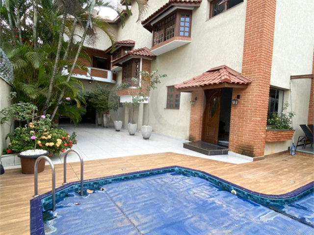 Casa à venda com 3 quartos, sendo 1 suíte,  em Santana, São Paulo, SP