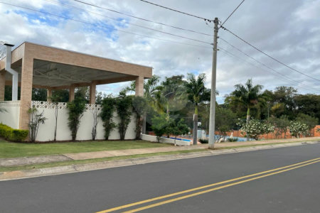 Casa à venda com 3 suítes no condomínio Village Moutonnée, Salto - SP