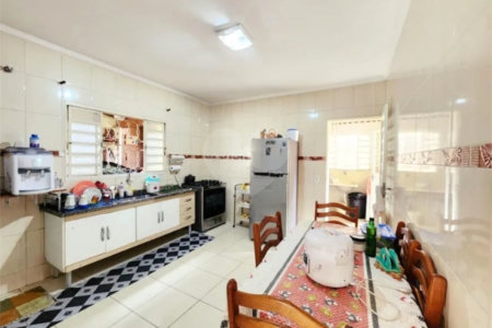 Casa à venda com 3 quartos, sendo 1 suíte, em Vista Alegre, Vinhedo, SP