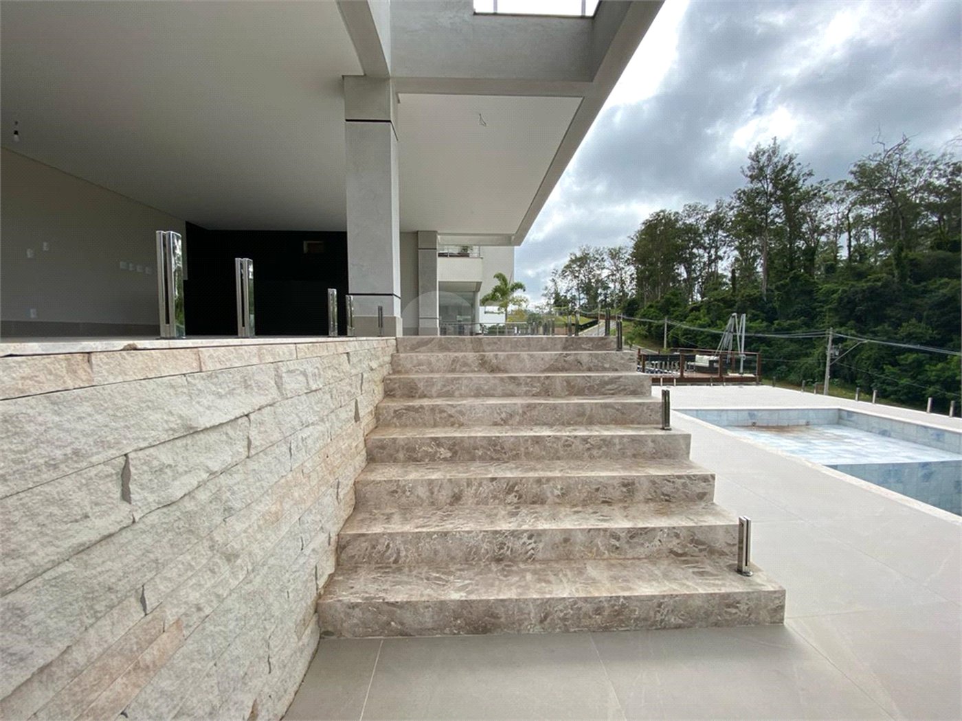 Casa à venda com 4 suítes em Residencial Jatibela, Campinas, SP
