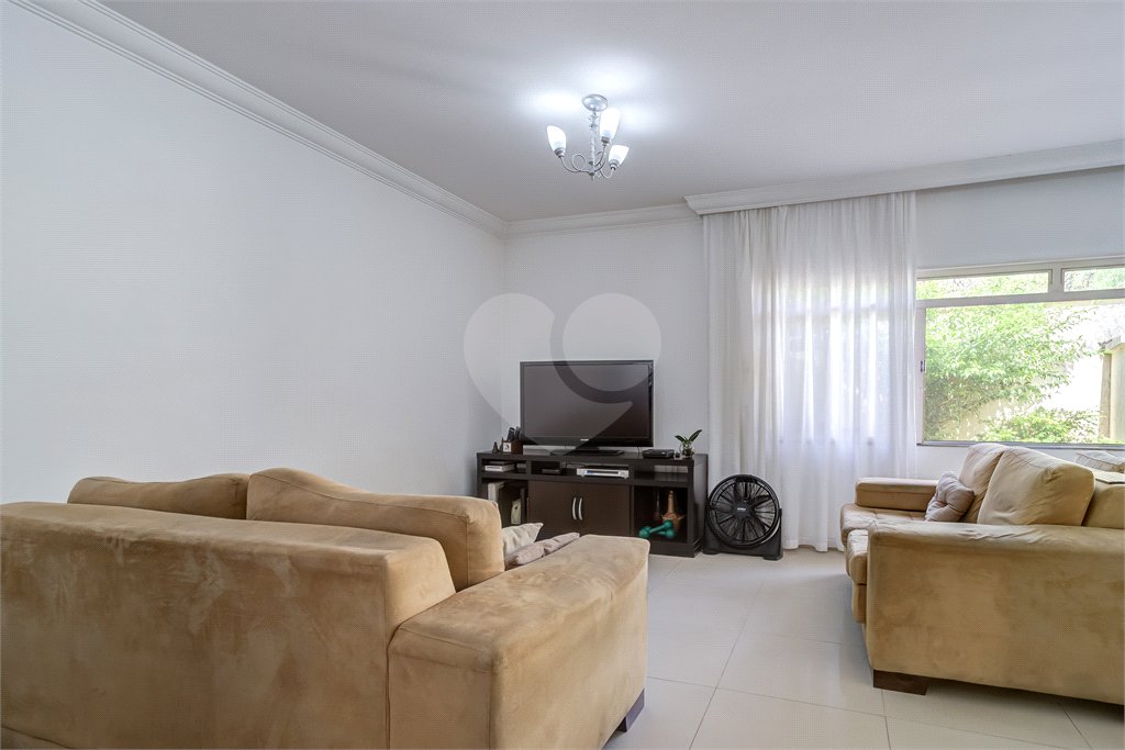 Casa de Vila à venda com 4 suítes em Granja Julieta, São Paulo, SP