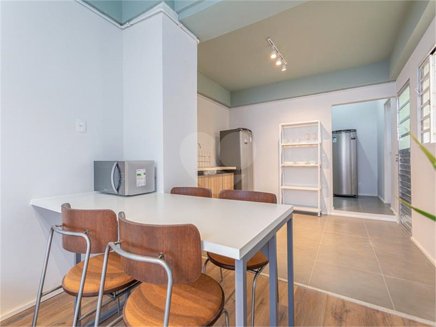 Apartamento à venda com 4 quartos, sendo 1 suíte, em Pinheiros, São Paulo, SP