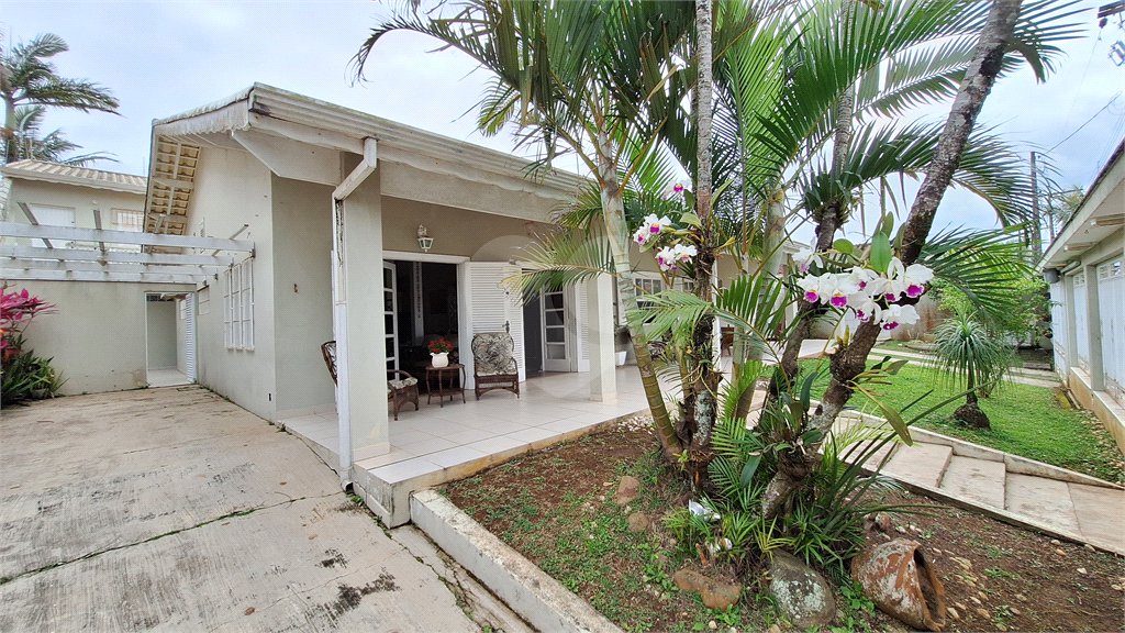 Casa térrea á venda - Balneário