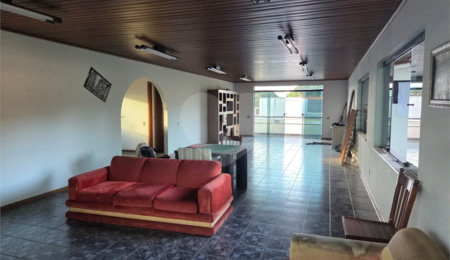 Casa à venda com 5 quartos, sendo 3 suítes,  em Jardim do Lago, Atibaia, SP