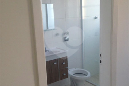Apartamento na região do Centro Histórico - Estação da Luz, com dois dormitórios, um banheiro