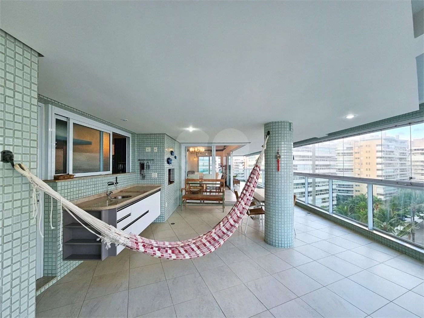 Apartamento à venda com 4 suítes em Riviera de São Lourenço, Bertioga, SP