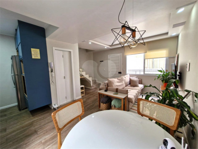 Casa à venda com 2 suítes no condomínio Residencial Living Sabara, São Paulo - SP