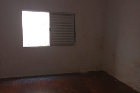 Sobrado à venda com 3 quartos em Vila Romana, São Paulo, SP