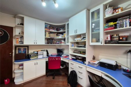 Casa à venda com 3 quartos, sendo 1 suíte, em Parque São Domingos, São Paulo, SP