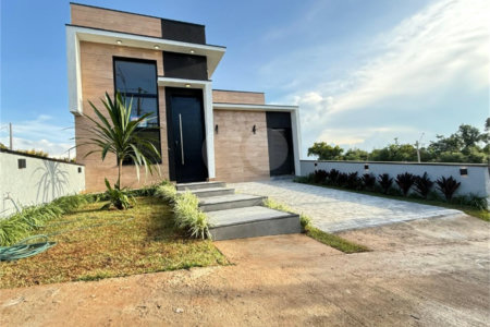 Casa à venda com 3 quartos, sendo 1 suíte, no condomínio Jardim Residencial Villagio Ipanema I, Sorocaba - SP