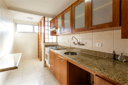 Apartamento à venda com 2 quartos, sendo 1 suíte, em Vila Olímpia, São Paulo, SP