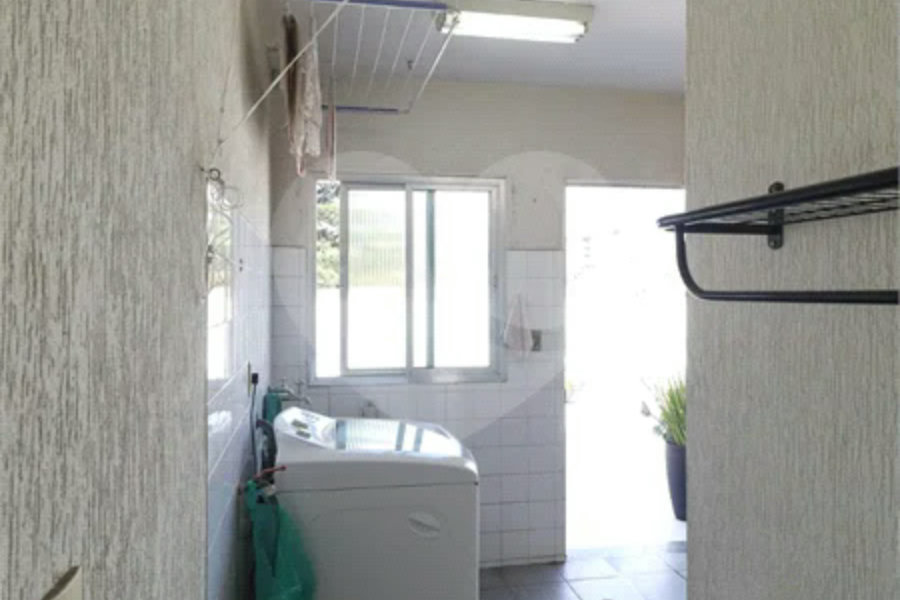 Casa à venda com 3 quartos, sendo 1 suíte,  em Vila Medeiros, São Paulo, SP