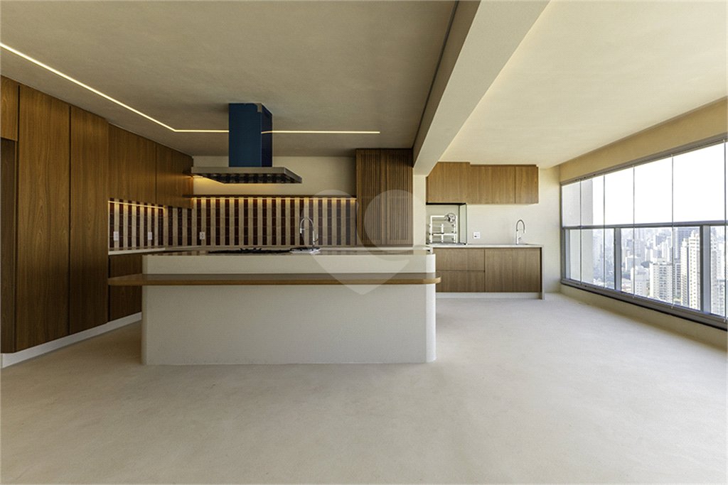 Apartamento à venda ou para alugar com 3 suítes em Água Branca, São Paulo, SP