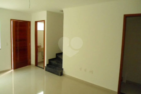 Casa à venda com 2 suítes em Chora Menino, São Paulo, SP