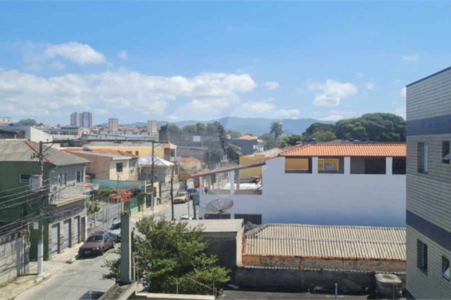 Sobrado à venda com 4 quartos, sendo 2 suítes, em Parque Edu Chaves, São Paulo, SP