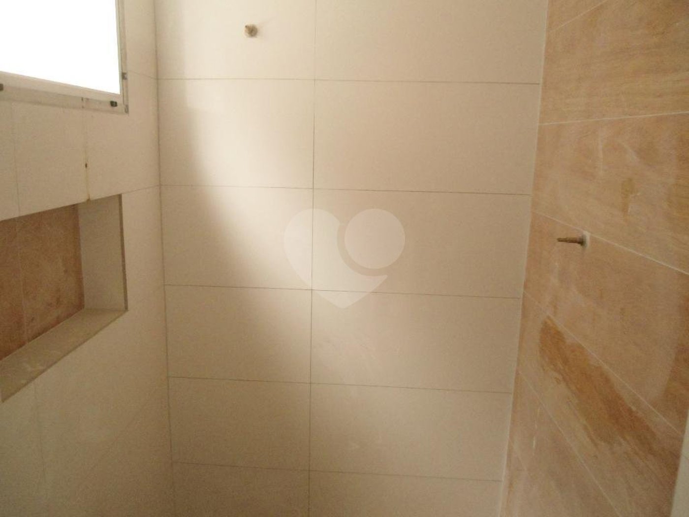Casa à venda com 2 suítes no condomínio Ilha da Madeira, São Paulo - SP