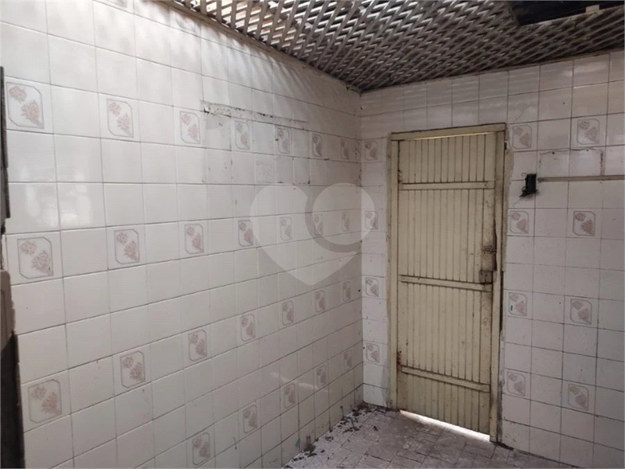 OPORTUNIDADE: Terreno à venda no Jardim Maristela com 250m2, 10 metros de frente!