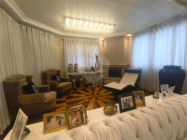Apartamento à venda com 4 suítes em Santana, São Paulo, SP