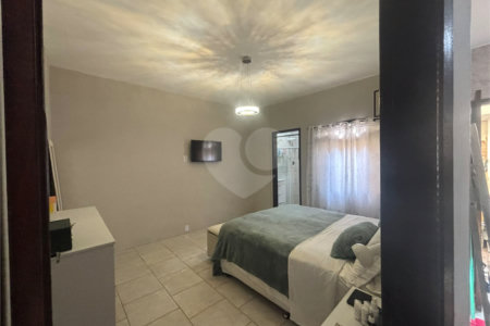 Casa à venda com 2 quartos, sendo 1 suíte, em Campo Grande, Rio de Janeiro, RJ