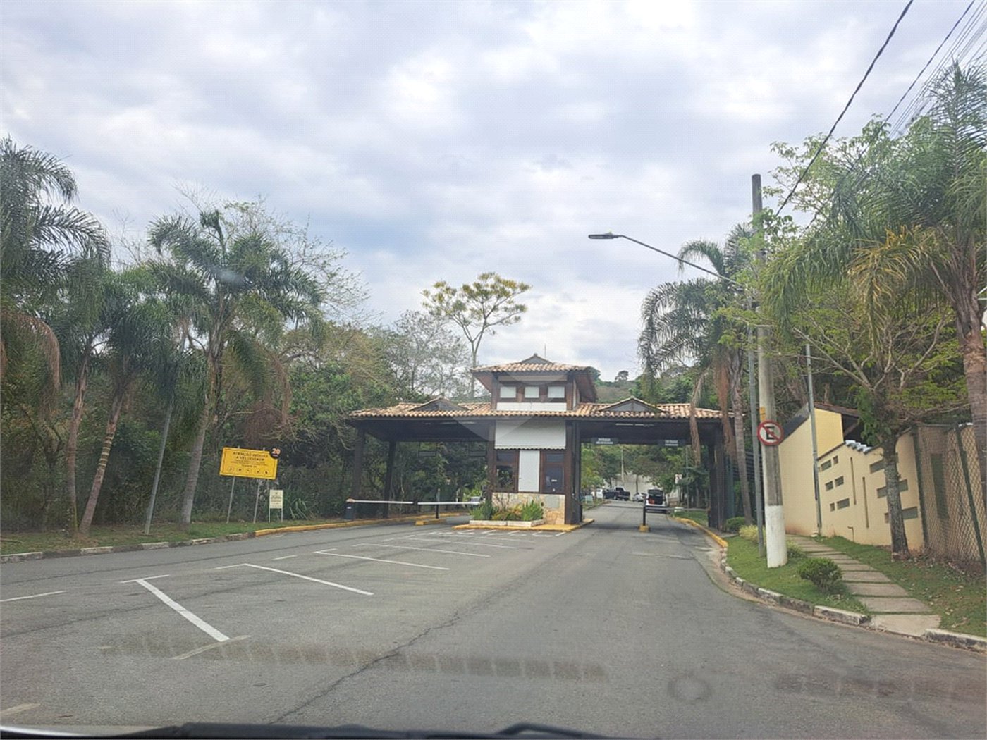 Apartamento à venda com 3 quartos, sendo 1 suíte, em Jardim Peri, São Paulo, SP