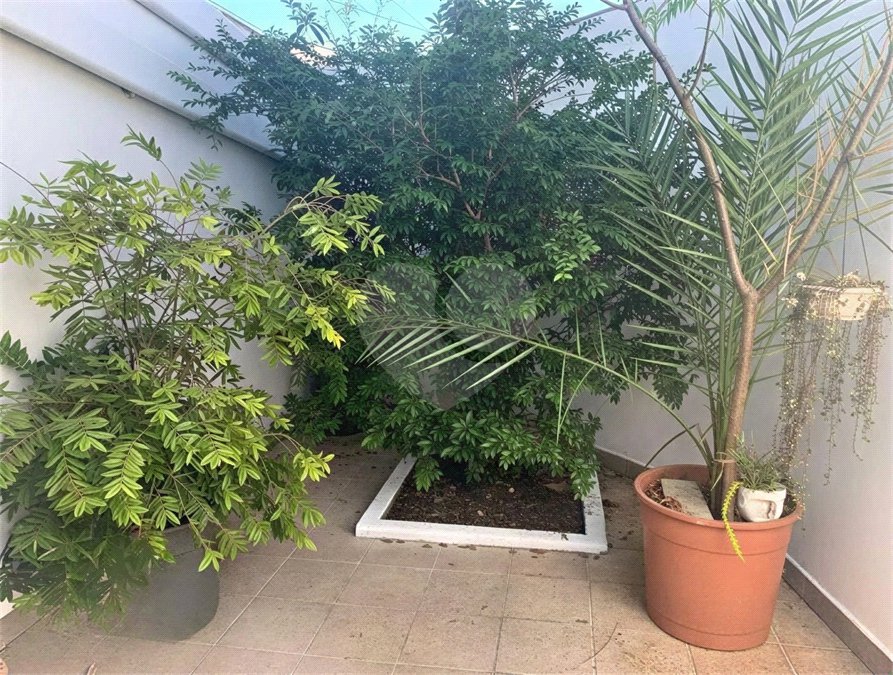 Sobrado à venda com 4 quartos, sendo 2 suítes, em Jardim do Mar, São Bernardo do Campo, SP