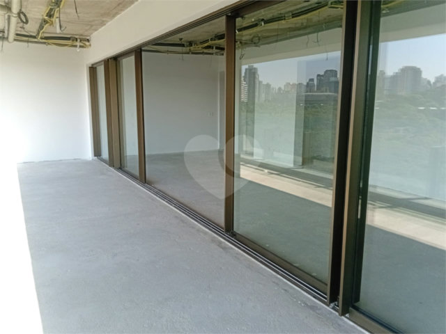 Apartamento à venda com 4 suítes em Ibirapuera, São Paulo, SP