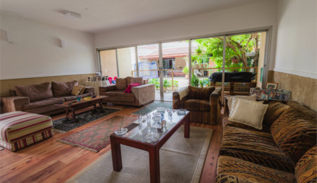 Casa à venda com 5 quartos, sendo 1 suíte,  em Vila Rosália, Guarulhos, SP