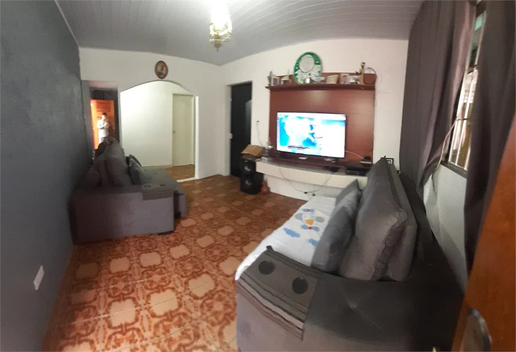 Casa Térrea à venda com 4 quartos em Vila Ernesto, São Paulo, SP