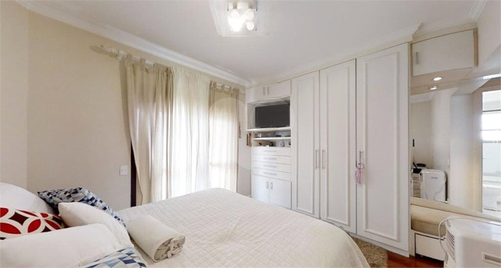 Apartamento à venda com 3 quartos, sendo 2 suítes, em Vila Suzana, São Paulo, SP
