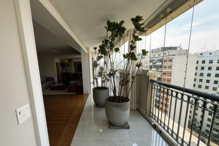 Apartamento à venda com 3 suítes em Itaim Bibi, São Paulo, SP