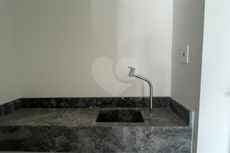 Apartamento à venda com 2 suítes em Pinheiros, São Paulo, SP