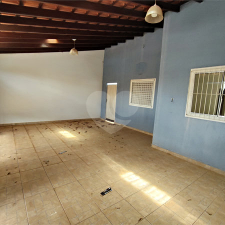 Casa à venda com 2 quartos em Cambuí, Itapetininga, SP