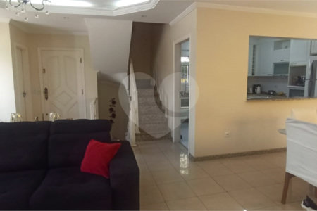 Sobrado à venda com 3 suítes em Vila Mazzei, São Paulo, SP