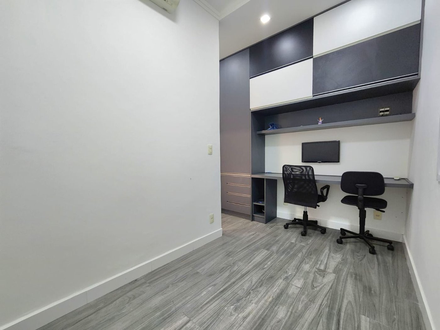 Casa com 4 dormitórios à venda, 237 m² por R$ 2.399.000,00 - José Menino - Santos/SP