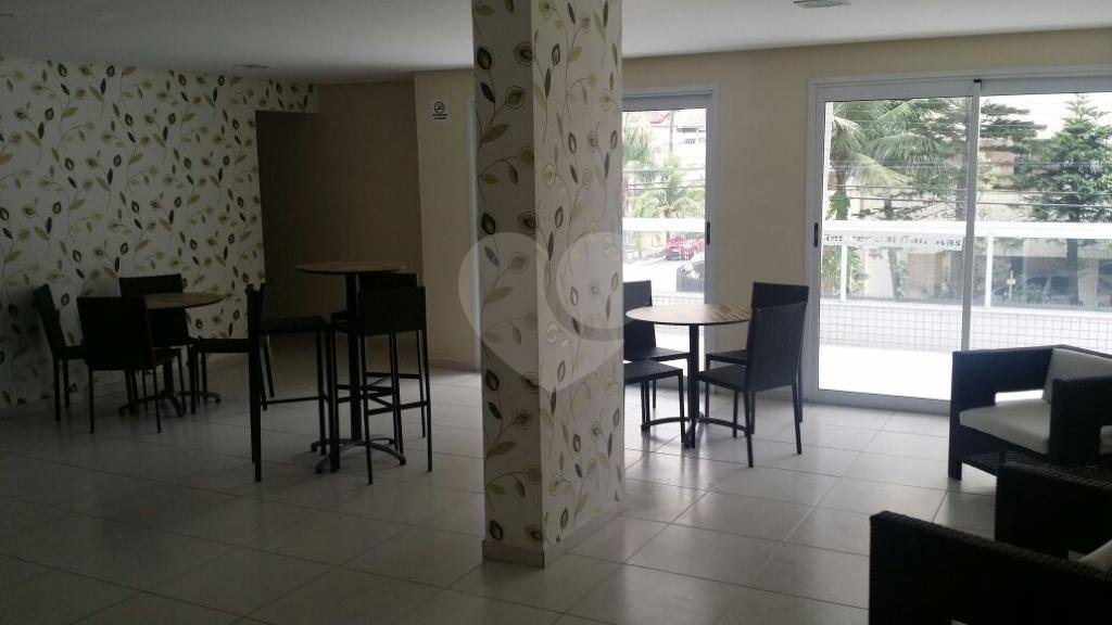 Apartamento à venda com 2 quartos, sendo 1 suíte, em Canto do Forte, Praia Grande, SP
