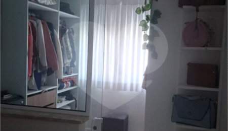 Casa à venda com 3 suítes no condomínio Villa das Flores, Mogi das Cruzes - SP