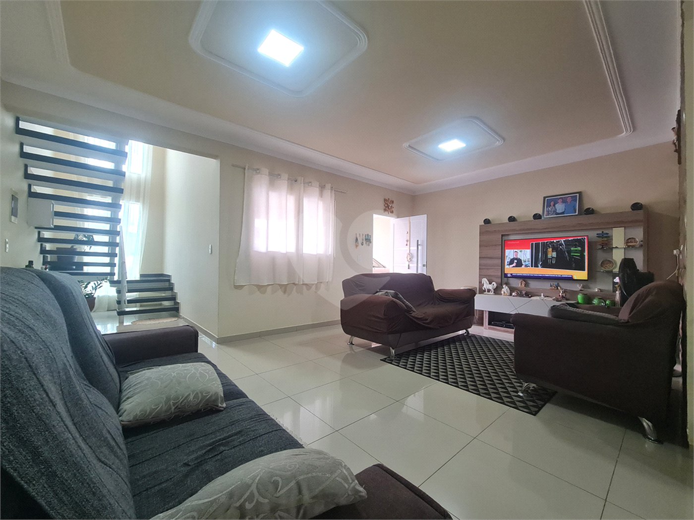 Casa à venda com 3 quartos, sendo 1 suíte,  no condomínio Reserva Ipanema I, Sorocaba - SP